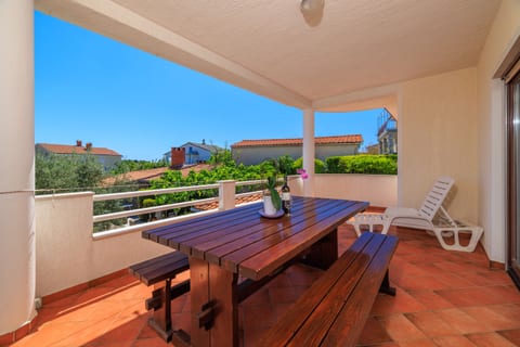 Apartments Info - Unit 52708-61