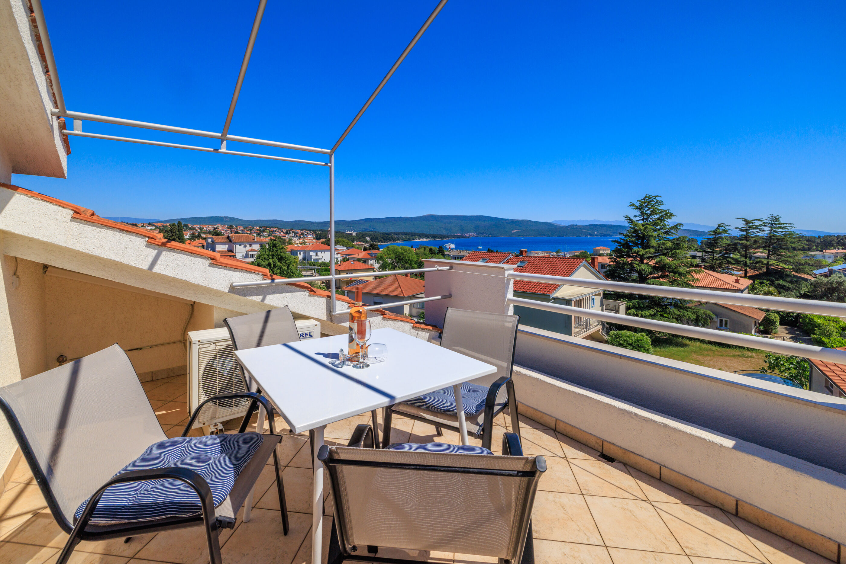 Apartments Info - Unit 52709-61