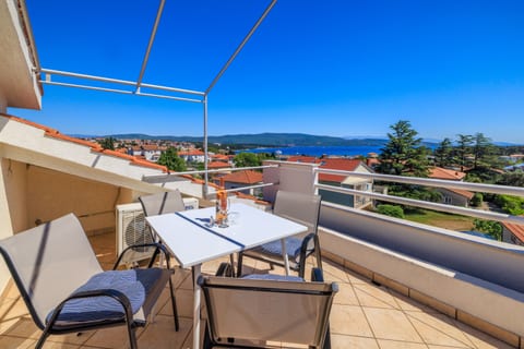 Apartments Info - Unit 52709-61