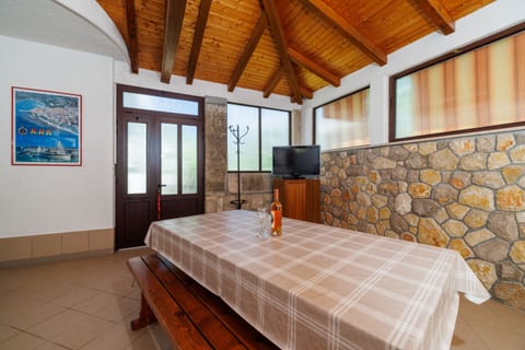 Apartments Info - Unit 52711-61