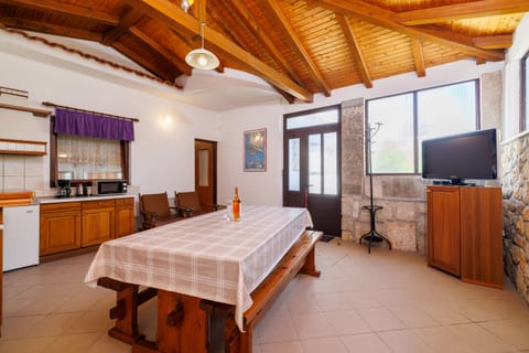 Apartments Info - Unit 52711-61