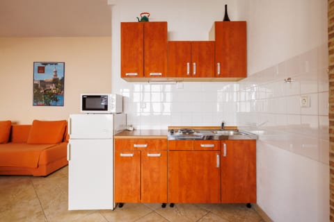 Apartments Info - Unit 129784-5