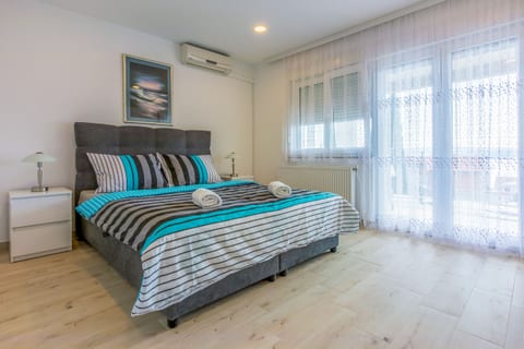 Apartments Cvetkovic - Unit 53014-61