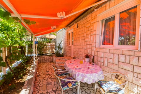 Apartments Matilda - Unit 53025-61