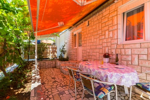 Apartments Matilda - Unit 53025-61