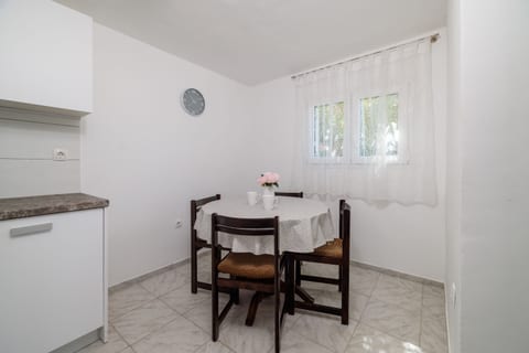 Apartments Jadranka - Unit 53031-61