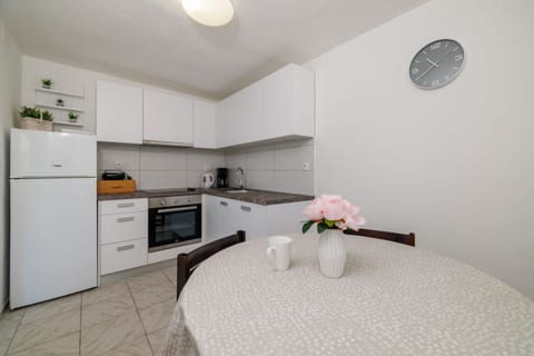 Apartments Jadranka - Unit 53031-61