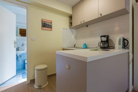 Apartments Neno - Unit 53053-61
