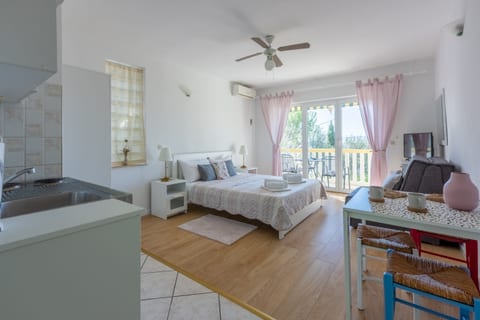 Apartments Neno - Unit 53054-61