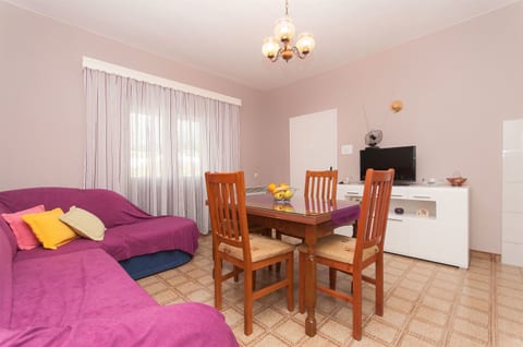 Apartment Danica - Unit 54515-61