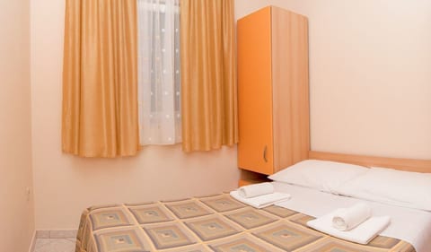 Apartments Seka - Unit 54547-61