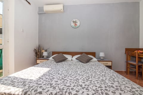 Apartments Tolj - Unit 54715-61
