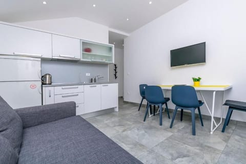 Apartments Sime - Unit 54730-61