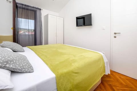 Apartments Sime - Unit 54731-61