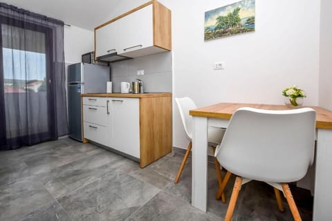 Apartments Sime - Unit 54731-61