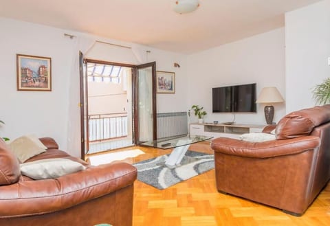 Apartments Sime - Unit 54732-61