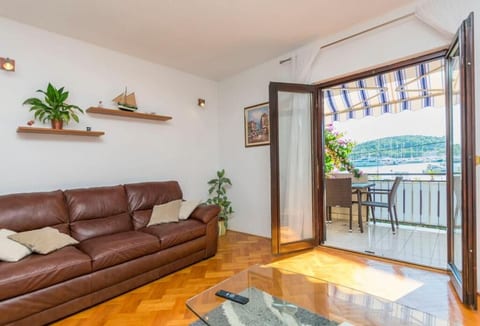 Apartments Sime - Unit 54732-61