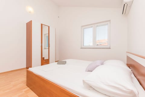 Apartments Rosanda - Unit 54781-61