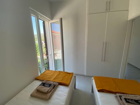 Apartments Danira - Unit 54789-61