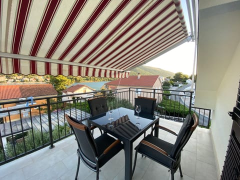 Apartments Danira - Unit 54790-61