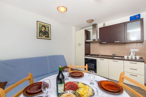 Apartments Mira - Unit 54829-61
