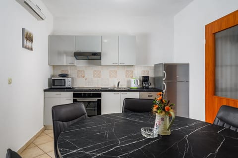 Apartments Wellness - Unit 54952-61