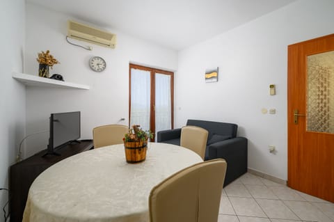 Apartments Wellness - Unit 54953-61