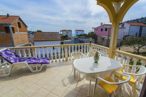 Apartment Veronika - Unit 55027-61