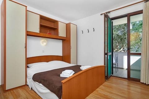 Apartments Igor - Unit 56095-61