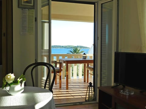 Apartments Mirjana - Unit 56262-61