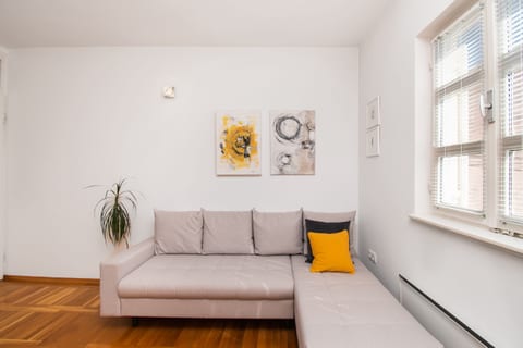 House Urban Bliss - Unit 57348-15