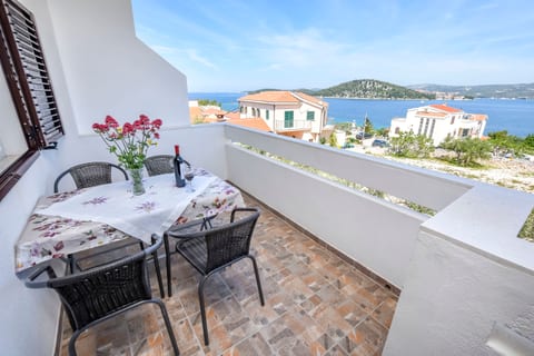 Apartments Mirta - Unit 56458-15