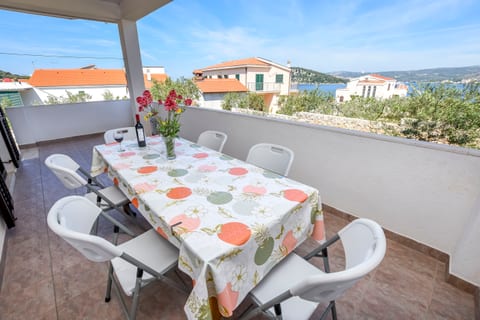 Apartments Mirta - Unit 56457-15