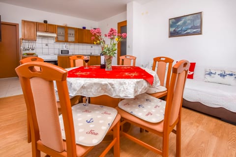 Apartments Mirta - Unit 56457-15