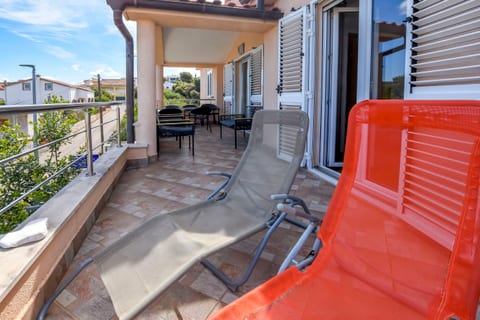 Apartments Ema - Unit 56461-15