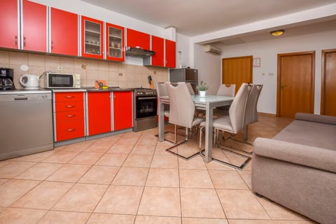 Apartments Ema - Unit 56462-15