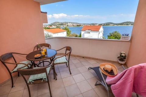 Apartments Anka - Unit 56465-15