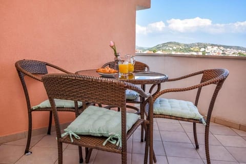 Apartments Anka - Unit 56465-15