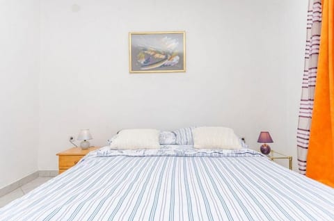 Apartments Mira - Unit 56476-15