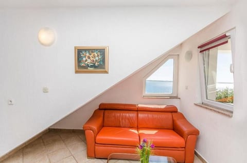 Apartments Mira - Unit 57205-15