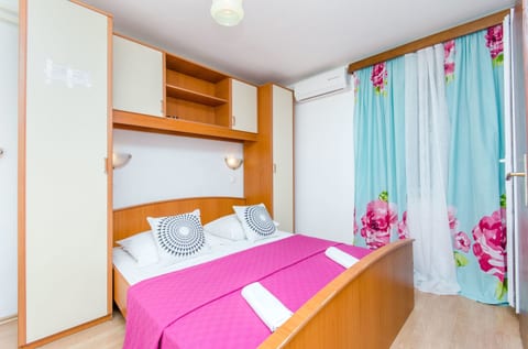 Apartment and Rooms Ivan - Unit 56557-15