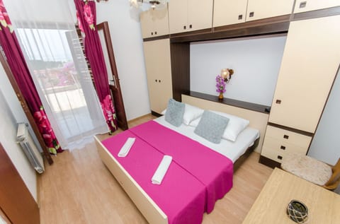 Apartment and Rooms Ivan - Unit 56571-15