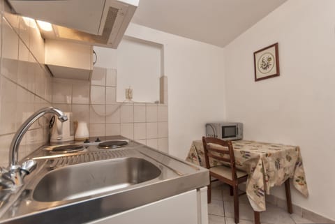 Apartment and Rooms Ivan - Unit 56573-15
