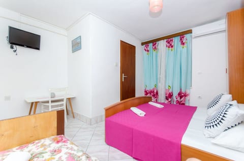 Apartment and Rooms Ivan - Unit 125883-15