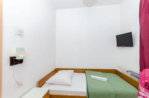 Apartment and Rooms Ivan - Unit 125885-15