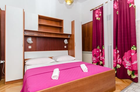 Apartment and Rooms Ivan - Unit 125888-15