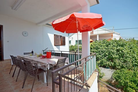 Apartment and Room Ivica - Unit 56652-15