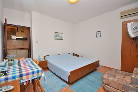 Apartments Slavica - Unit 56698-15