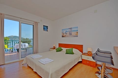 Apartments Luka - Unit 56715-15