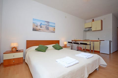 Apartments Luka - Unit 56715-15